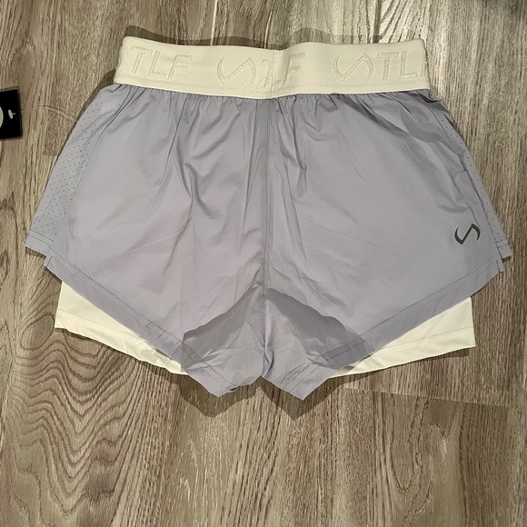 TLF Dynamic 2-in-1 ‘Heather’ woman’s shorts - Picture 3 of 4